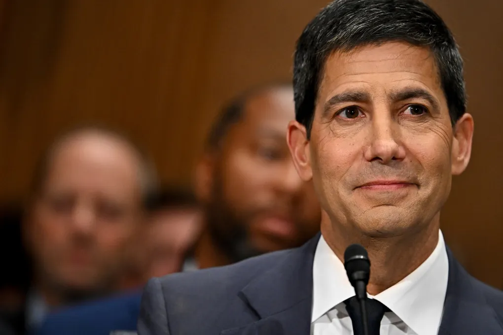 Senate Moves Kevin Warsh Closer to Top Fed Job as Powell’s Exit Nears