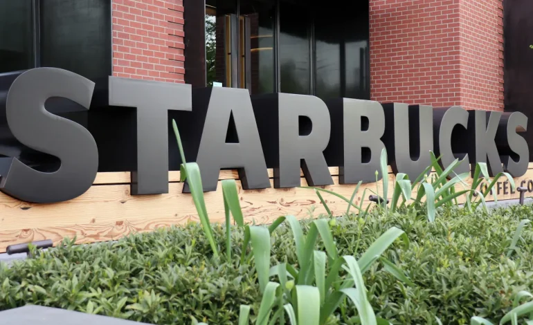 Starbucks Cuts 300 Corporate Jobs as Niccol Pushes Harder on Turnaround Plan