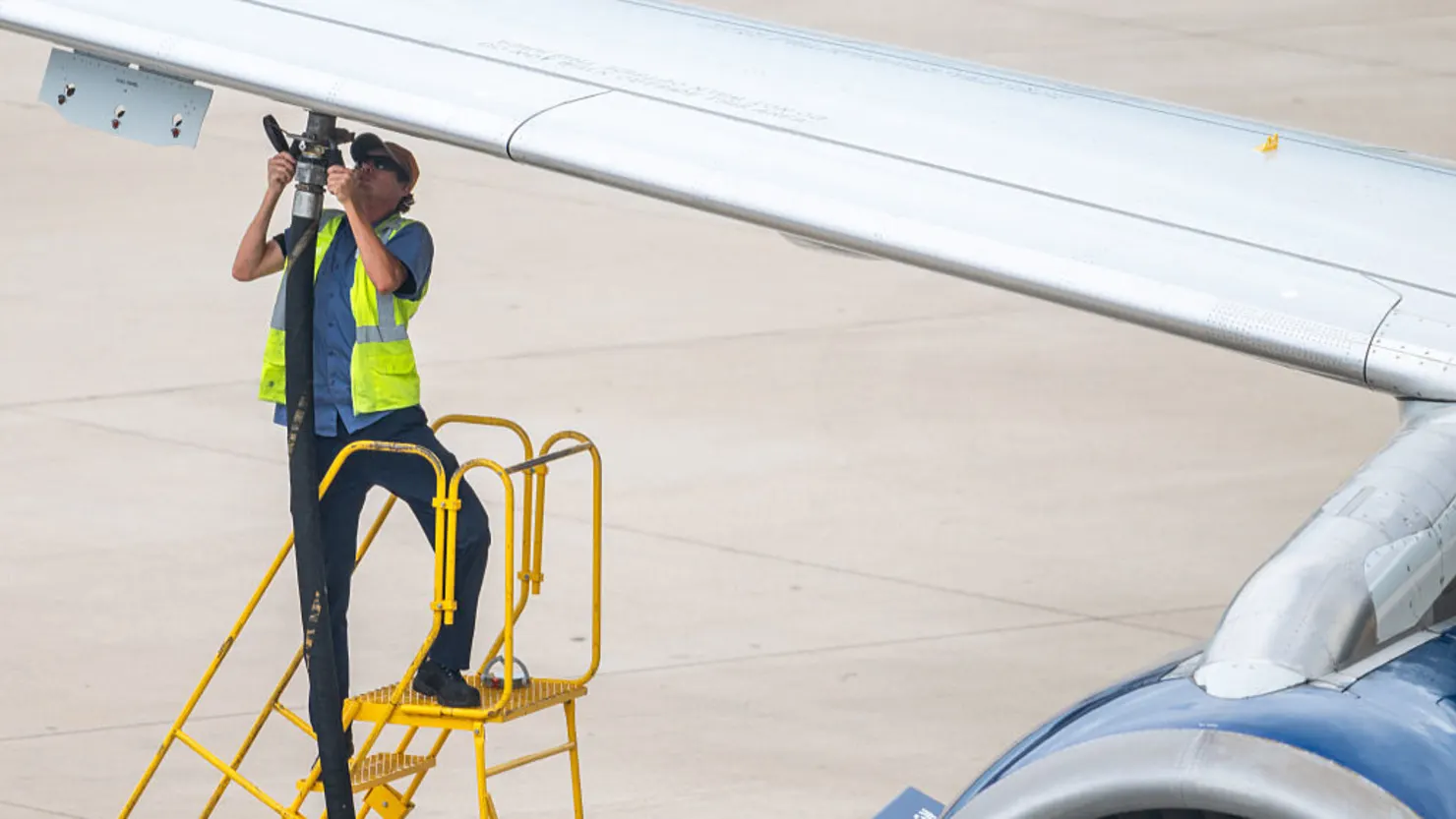 Jet Fuel Shock Slams Airlines as War Costs Spiral