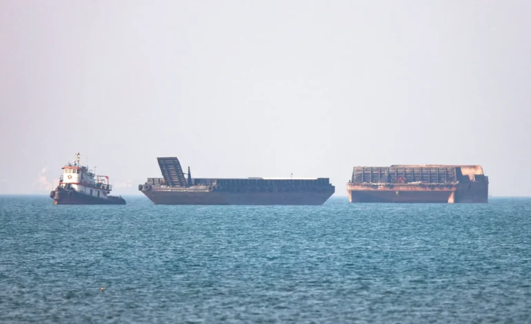 Oil Slips, Stocks Climb as Trump Hits Pause on Hormuz Operation