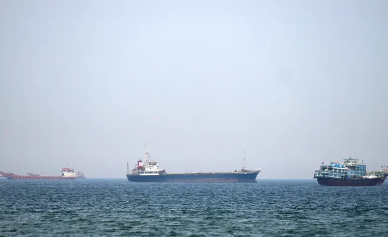 US moves to escort ships in Hormuz, risking fragile truce