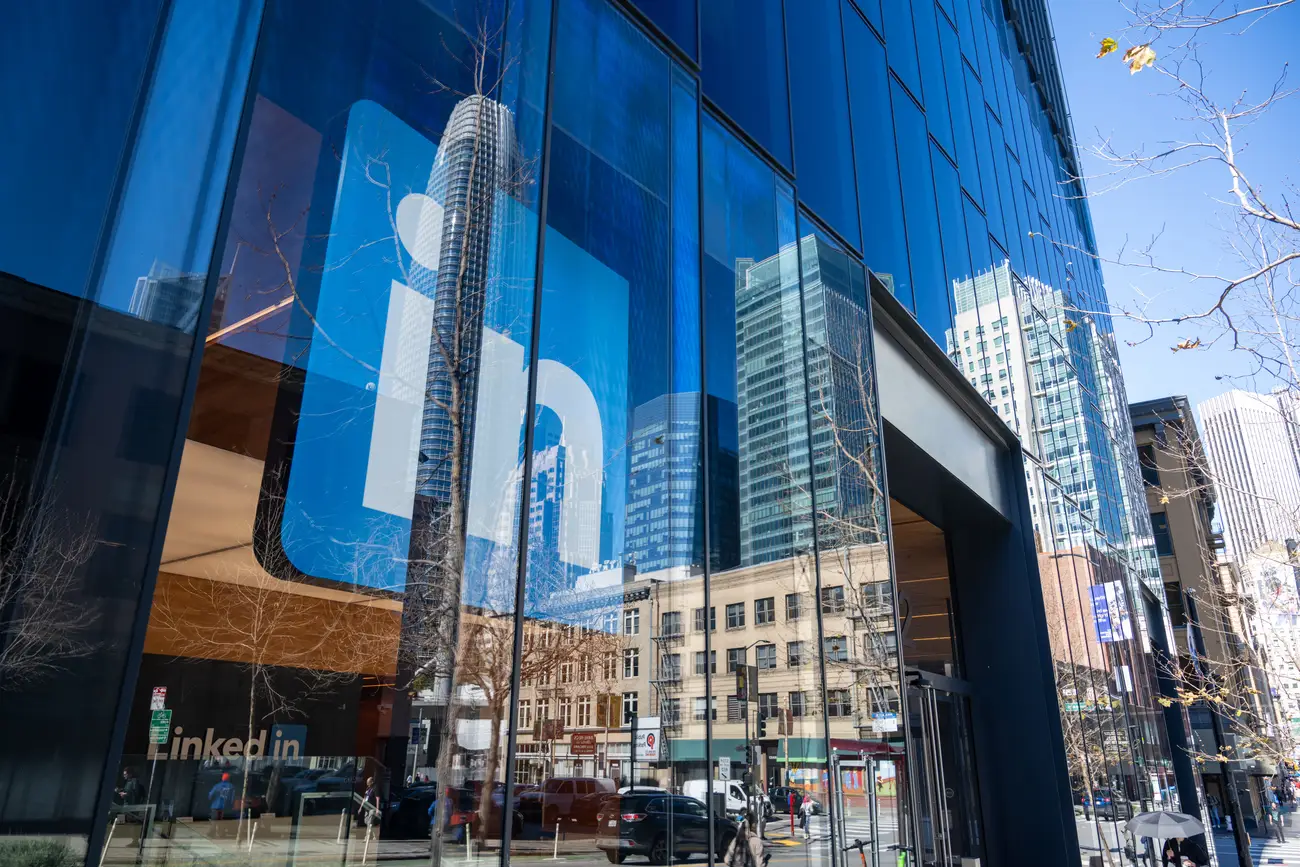 LinkedIn Trims Jobs and Pulls Back on Spending in Fresh Cost-Cut Move