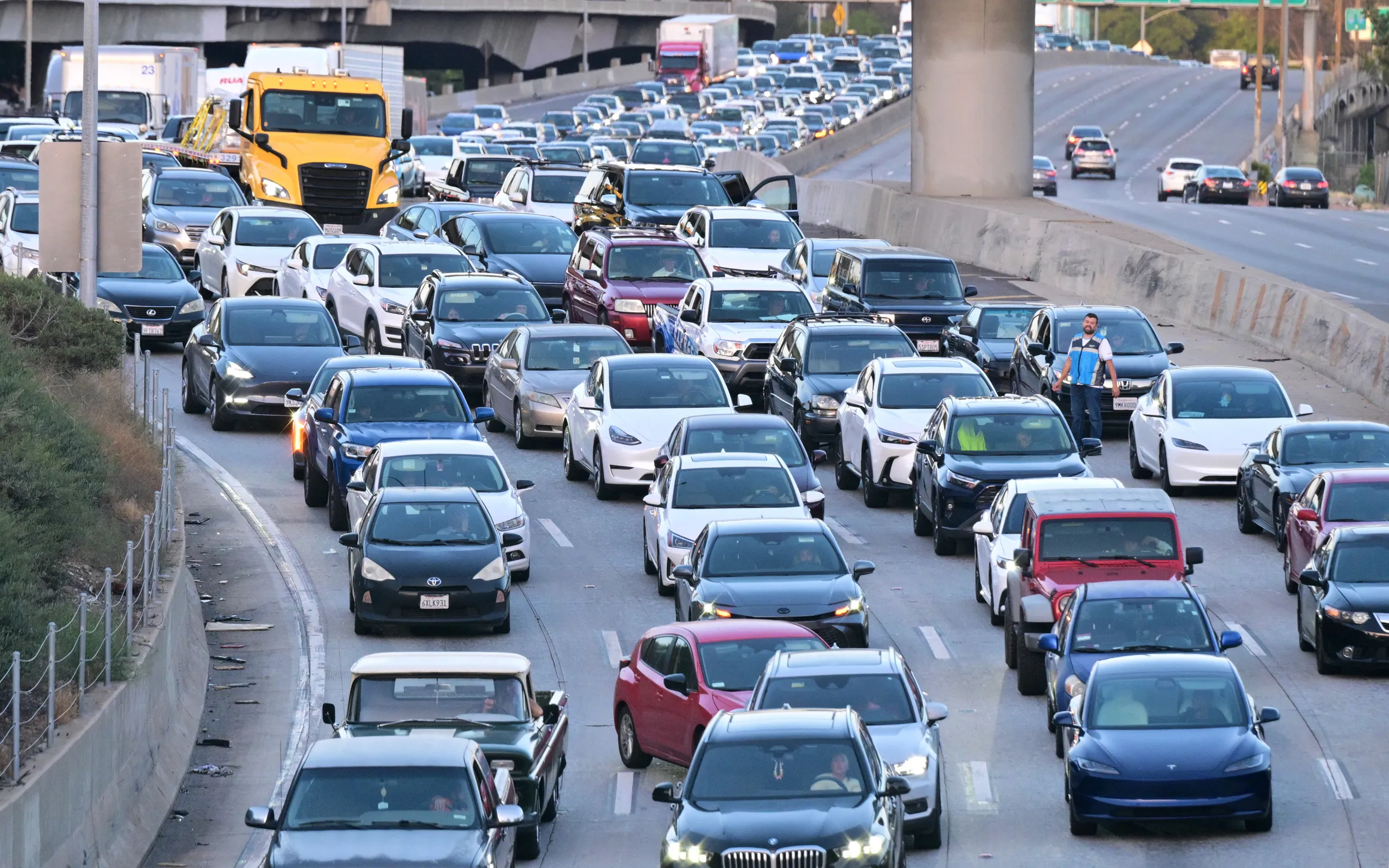 Memorial Day Travel is Still on, but the Bill Is Getting Uglier