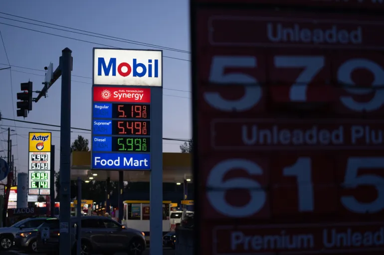$4.30 a Gallon: How the US-Iran War Is Hitting American Drivers Right in the Wallet