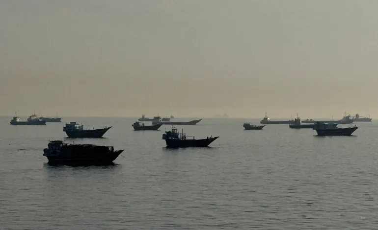 Tankers Exit Hormuz as Trump Signals Iran Deal Is Near