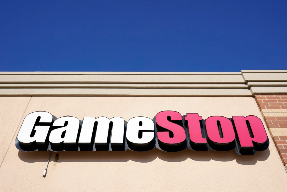 GameStop Takes a Swing at eBay with $55B Bid – and a Warning